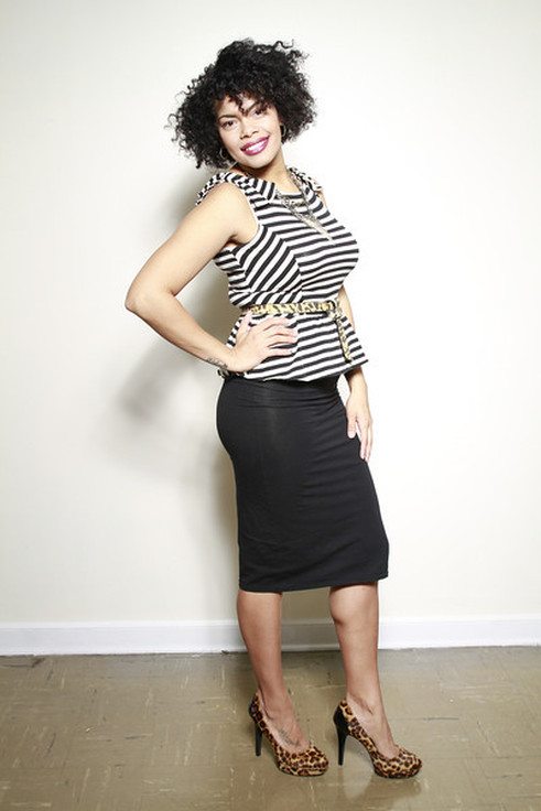 Alicia Gibbs: Chica Fashion: Valentine's Day Outfit Idea: Stripe Peplum Top + Midi Pencil Skirt