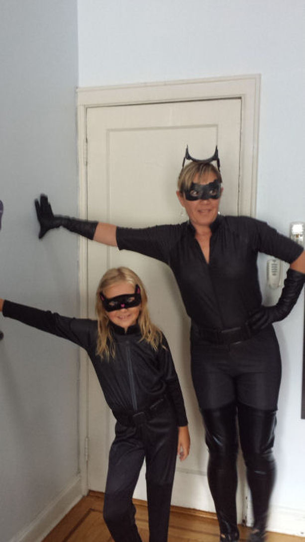 Alicia Gibbs: 12 DIY Family Themed Costumes - Batman the Dark Knight Rises + Catwoman