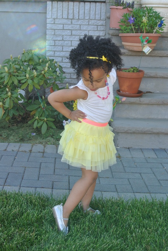Wordless Wednesday: Mini Chica Fashion in a Tiered Tulle Skirt