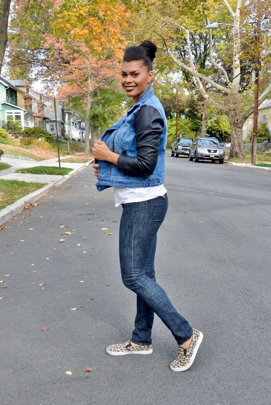 Alicia Gibbs: Casual Friday: Denim Moto Jacket + Leopard Slip-On Sneakers #ChicaFashionBlog