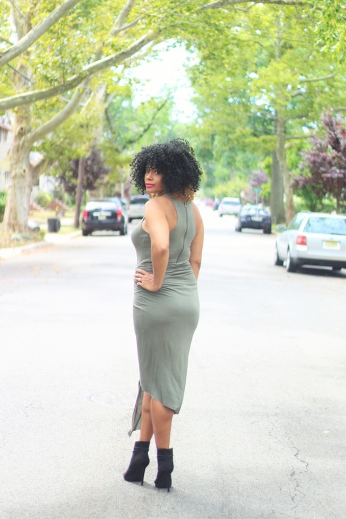 Alicia Gibbs: What does Depression Look Like: Front Knot Asymmetrical Dress #ChicaFashionBlog