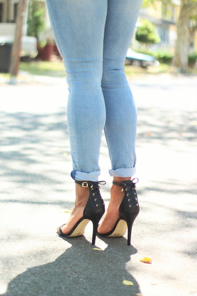Alicia Gibbs: Crop Top + $10 High Waist Jeans #ChicaFashionBlog