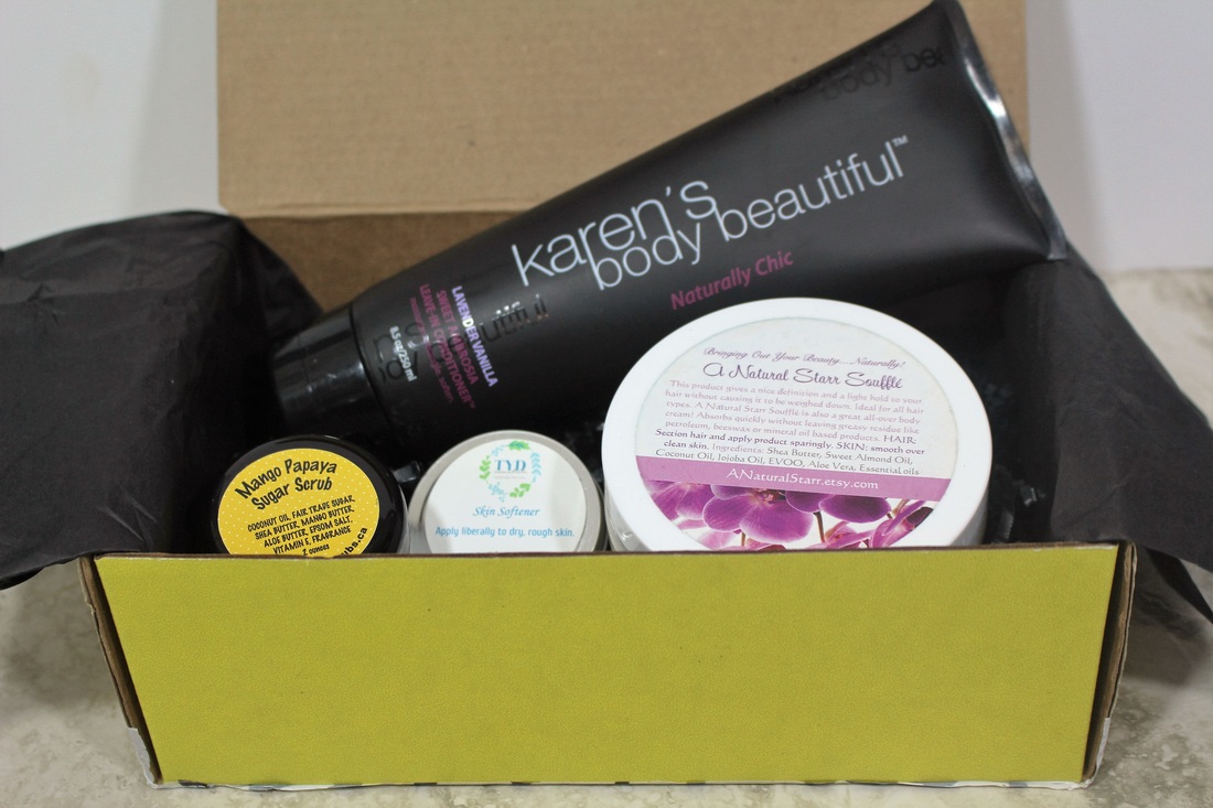 Monthly Subscription Box Review: Fro Fit Mom Kit #chicafashionblog #frofitkit