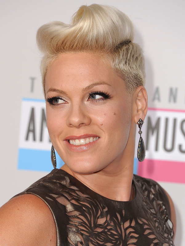 COVERGIRL P!NK at the 2012 American Music Awards, by makeup artist, Kathy Jeung 