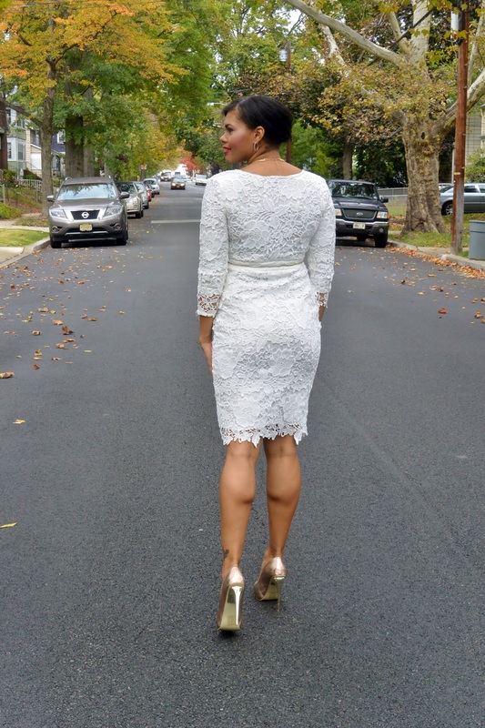 Alicia Gibbs: This is 30: Zip Down Lace Dress﻿ #ChicaFashion