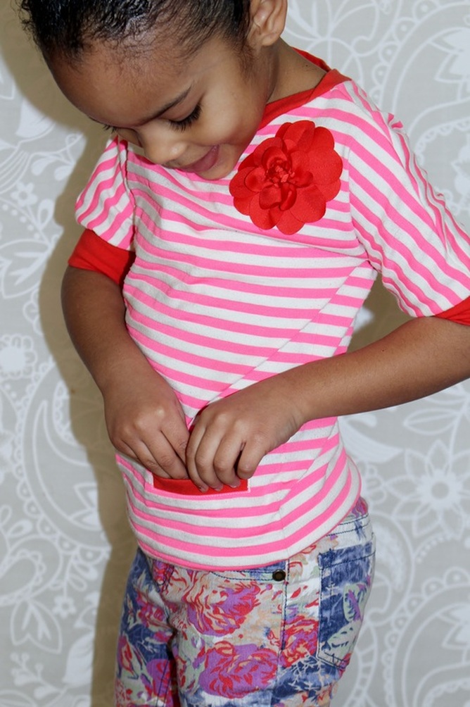 Kids Fashion Friday's: Striped Sweater + Floral Skinny Jeans #ChicaFashionBlog
