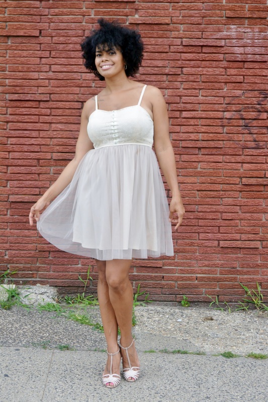 Alicia Gibbs: Chica Fashion: Ballerina Tulle Dress + Embellished T-Strap Sandals