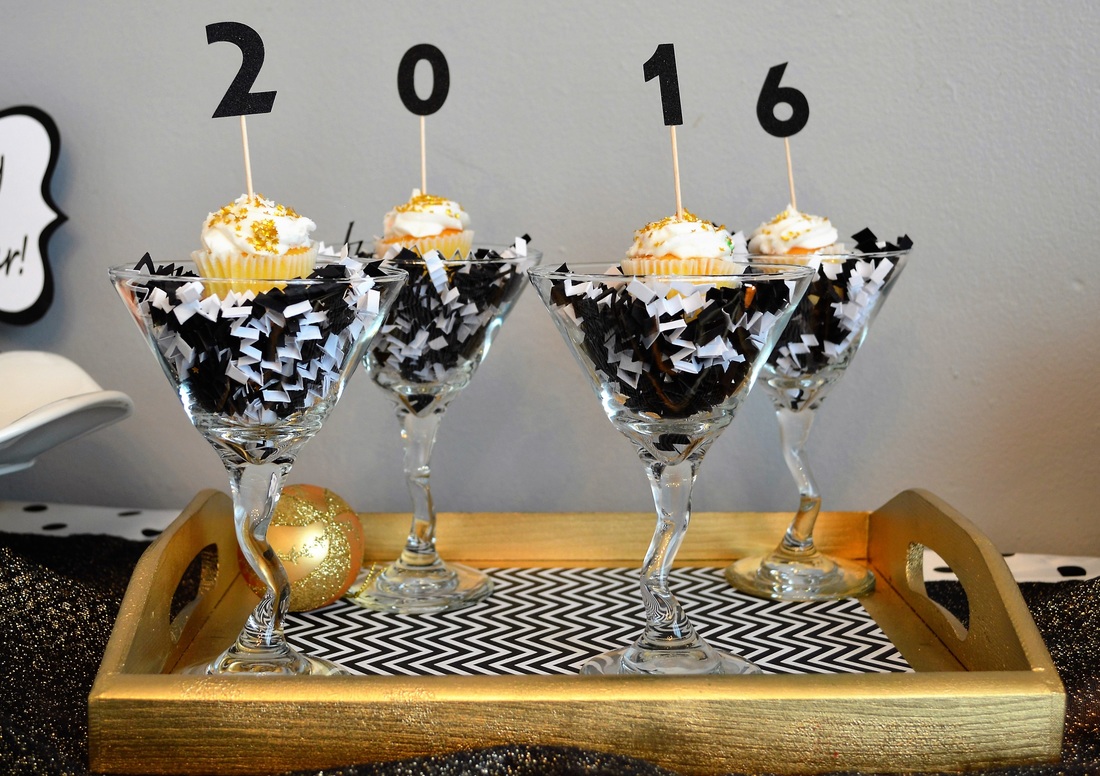 How to Throw a Last Minute New Year's Eve Party #ChicaFashionBlog