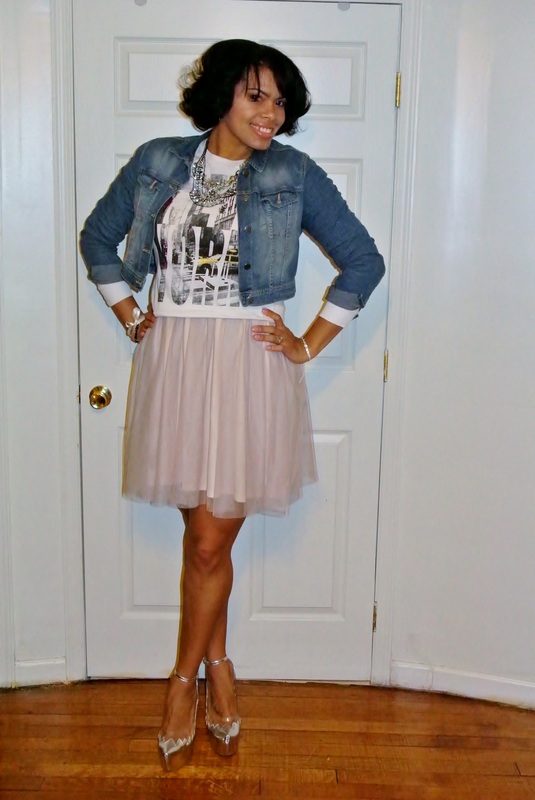 Alicia Gibbs Chica Fashion Thanksgiving Dinner: Graphic Tee + Tulle Skirt