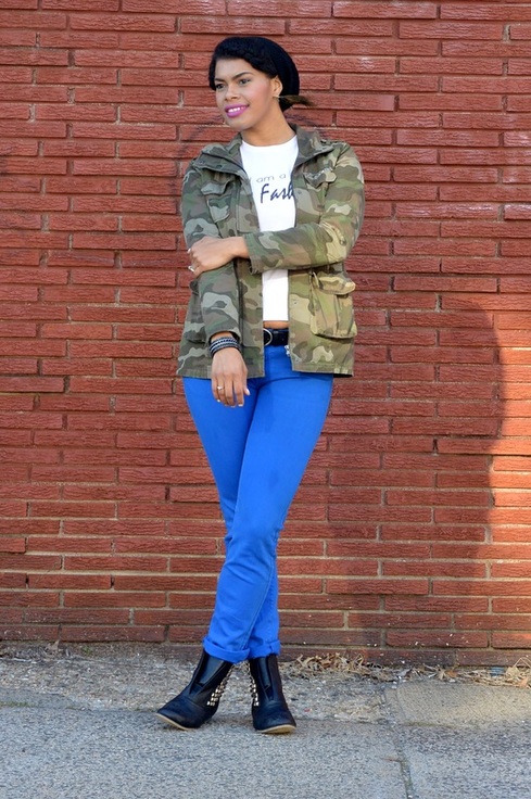 Alicia Gibbs: Chica Fashion: Military Jacket, Chica Fashion Tee + Cobalt Blue Jeans