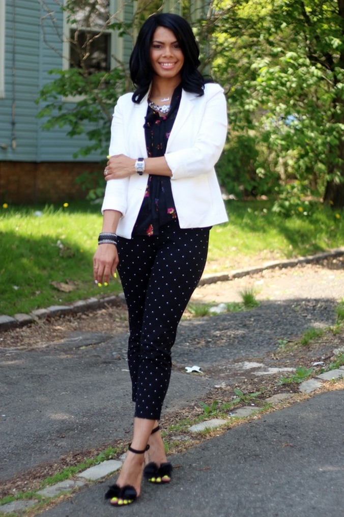 Alicia Gibbs: Mixing Prints: Floral Pussybow Blouse + Polka Dot Ankle Pant #chicafashionblog