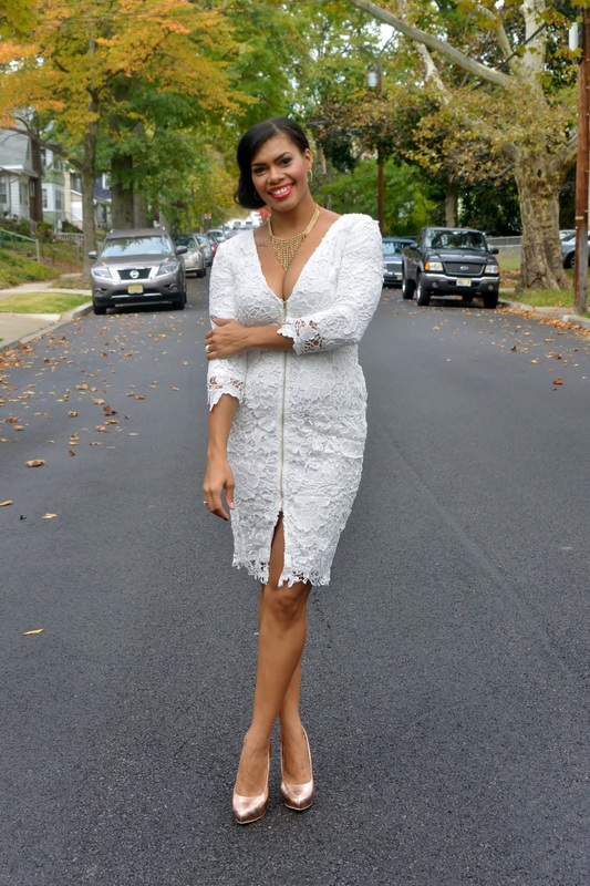 Alicia Gibbs: This is 30: Zip Down Lace Dress﻿ #ChicaFashion