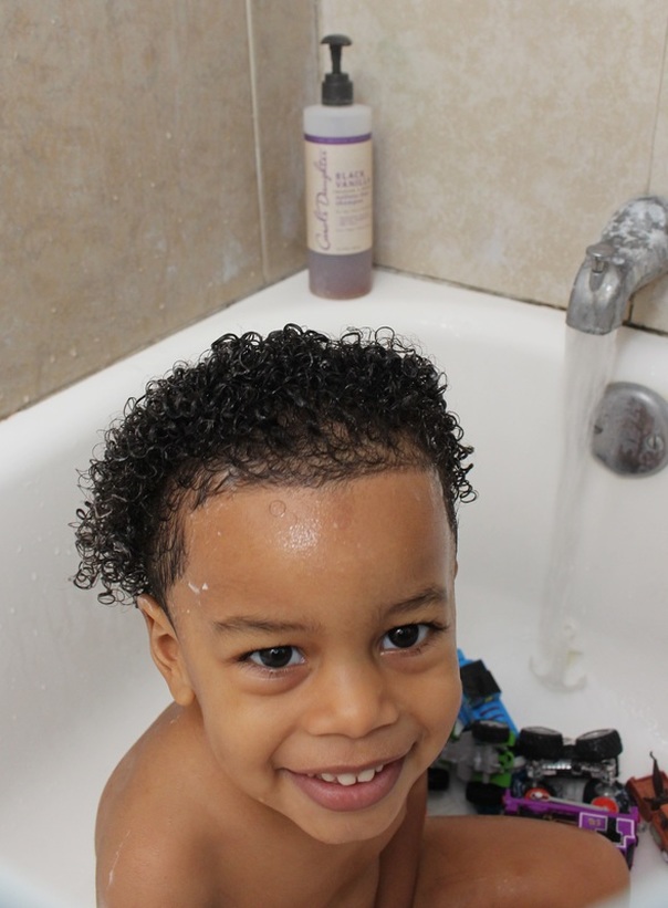 Boys With Curls: Wash and Go using Carol's Daughter Black Vanilla - Moisture & Shine Collection #ChicaFashionBlog