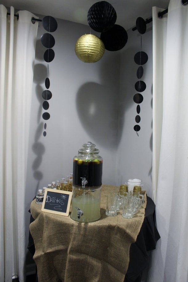 Alicia Gibbs: Black and Gold 60th Birthday Party for Dad #ChicaFashionBlog