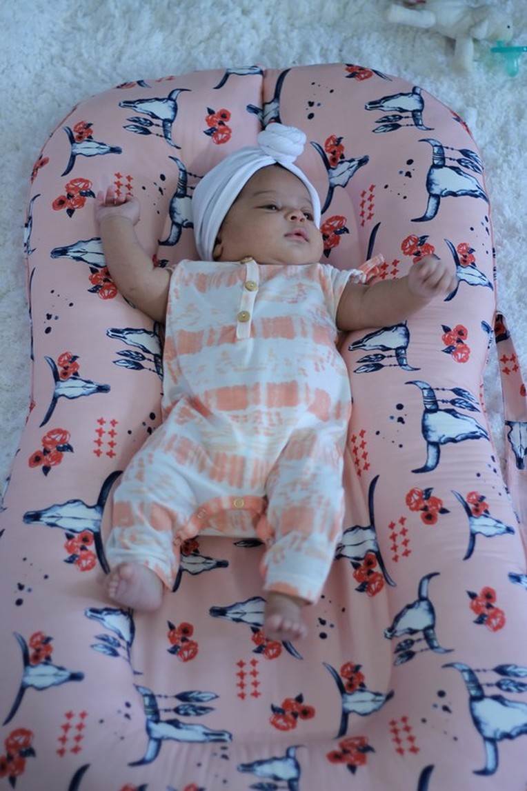 ONE OF MY FAVORITE BABY PRODUCTS: A BABY LOUNGER #ad #aliciaeverafter